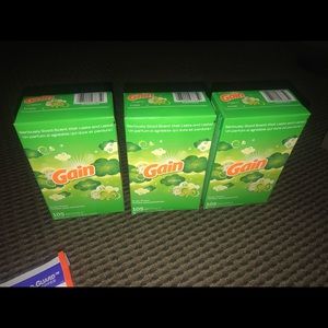 Tide Pods, dryer sheets